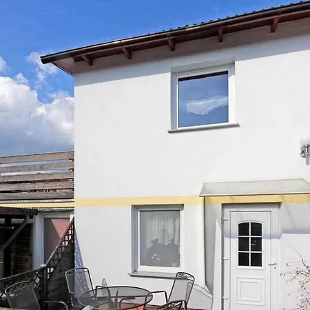 Cozy In Greifswald-wieck With Wifi דירה וויק