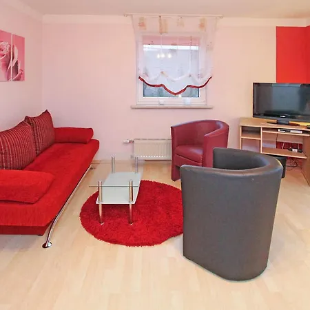Cozy In Greifswald-wieck With Wifi דירה וויק